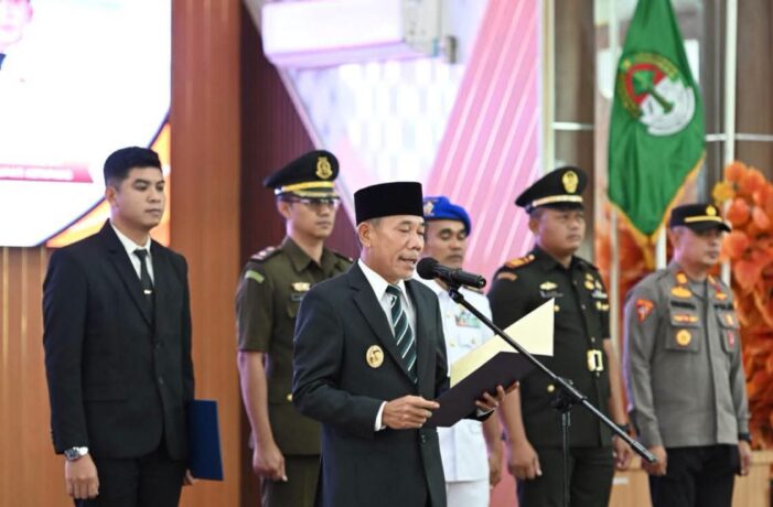 Wabup Lantik Kepala Dinas Kependudukan dan Pencatatan Sipil