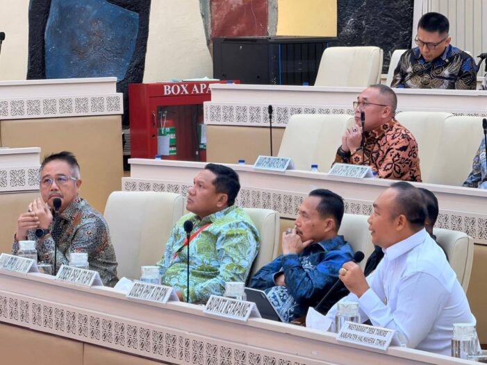 Bupati Ketapang Sampaikan Aspirasi Konflik Lahan Warga ke Komisi II DPR RI