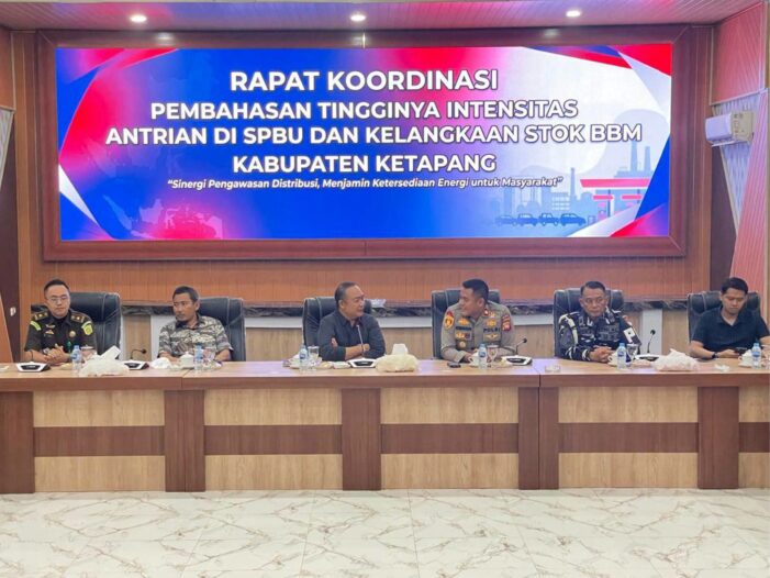 Bupati Ambil Langkah Solusi Atasi Antrean Panjang di SPBU